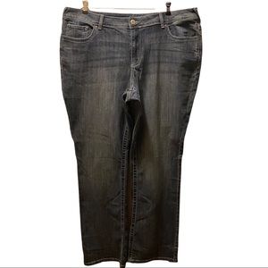 NWT Maurices Plus Size Slim Boot Jeans SZ 22 Long